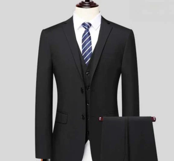 Costume de Mariage pour Homme en Trois Pièces | Élégant