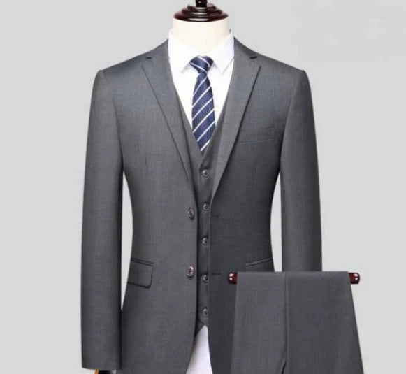 Costume de Mariage pour Homme en Trois Pièces | Élégant