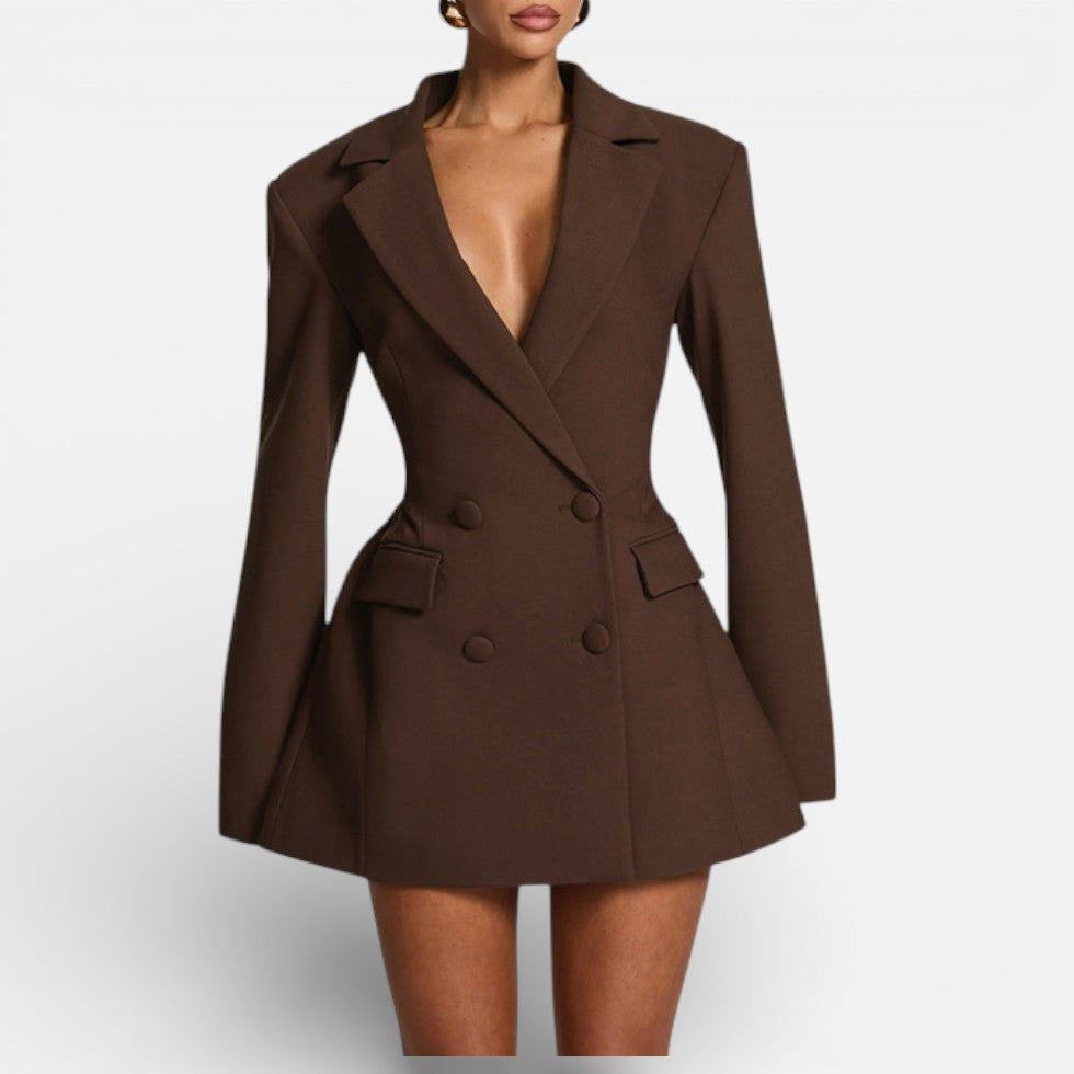 Blazer ajusté pour femmes en style robe avec revers