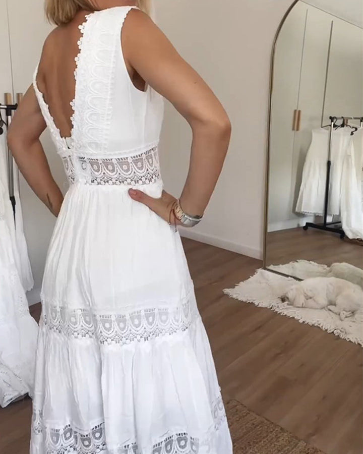 Ninfea | Robe midi sans manches de style bohème avec détails en dentelle