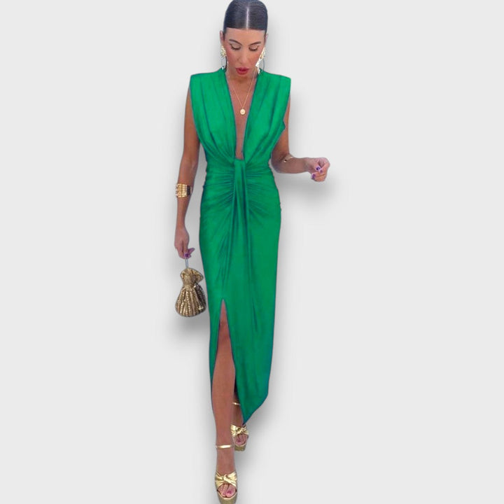 Oriane – Robe de soirée drapée avec décolleté plongeant