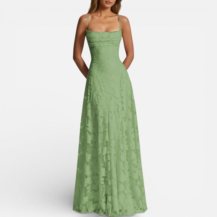 Robe maxi femme avec bretelles spaghetti et jupe évasée