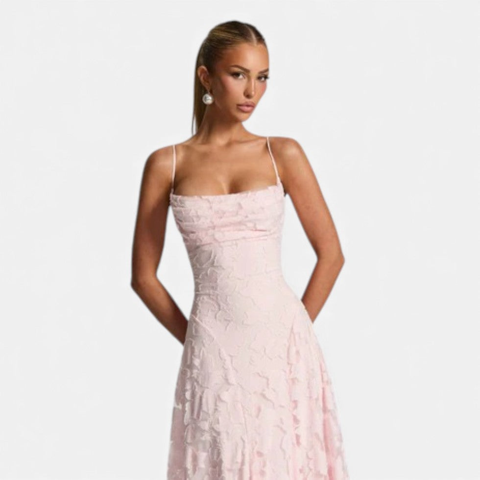 Robe de soirée femme avec silhouette évasée
