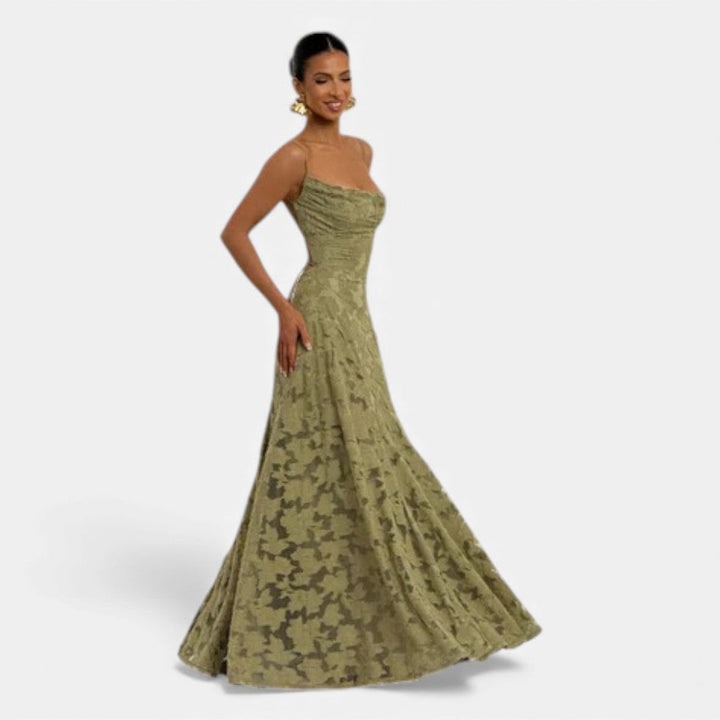 Robe de soirée femme avec silhouette évasée