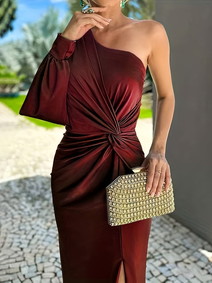 Ingrid | Robe élégante à une épaule pour femme invitée de mariage
