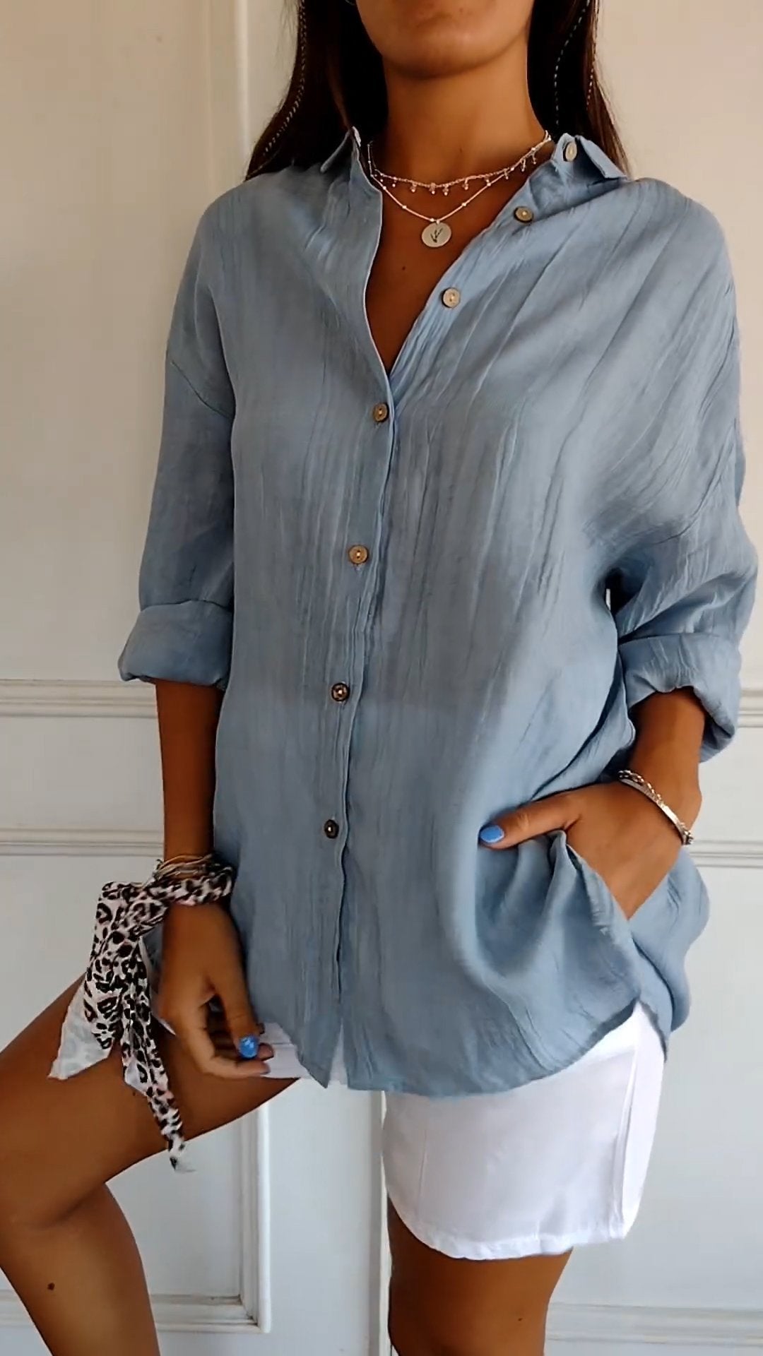 Irma - Blouse pour dames avec patte de boutonnage et coupe décontractée