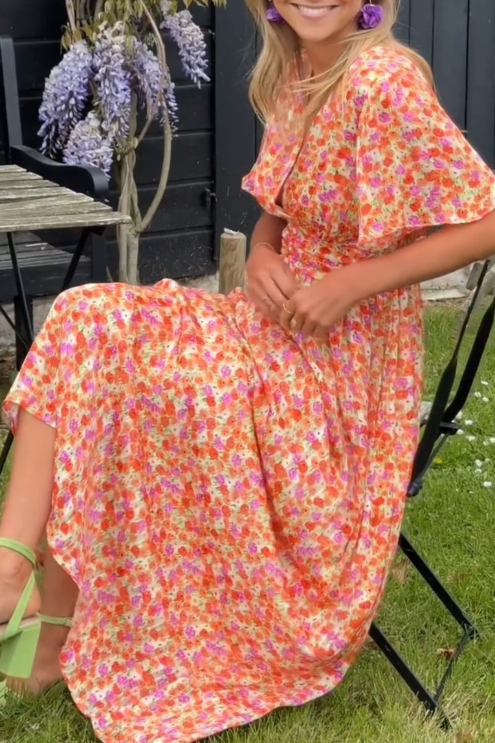 Robe Maxi Fleurie Élégante FloraBreeze – Robe d'Été Aérée Sans Manches
