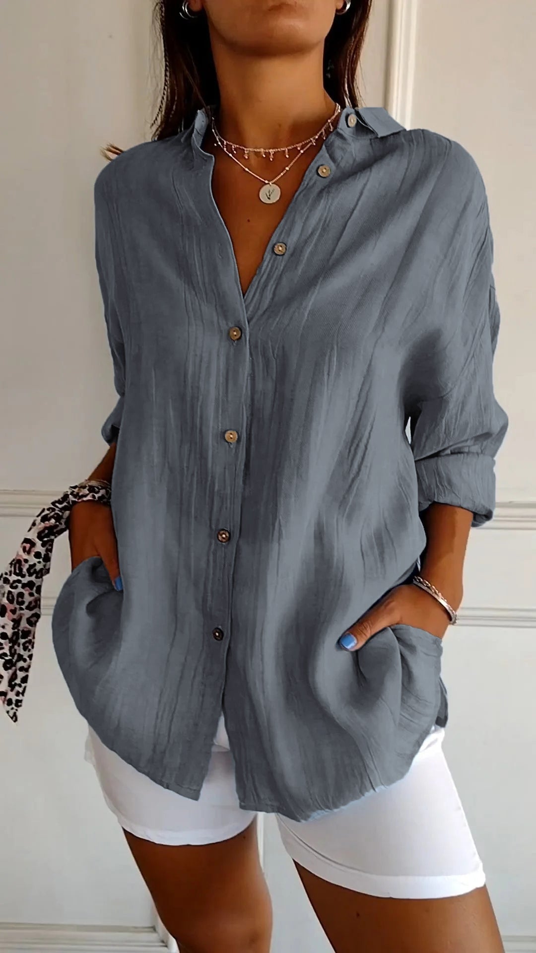 Irma - Blouse pour dames avec patte de boutonnage et coupe décontractée