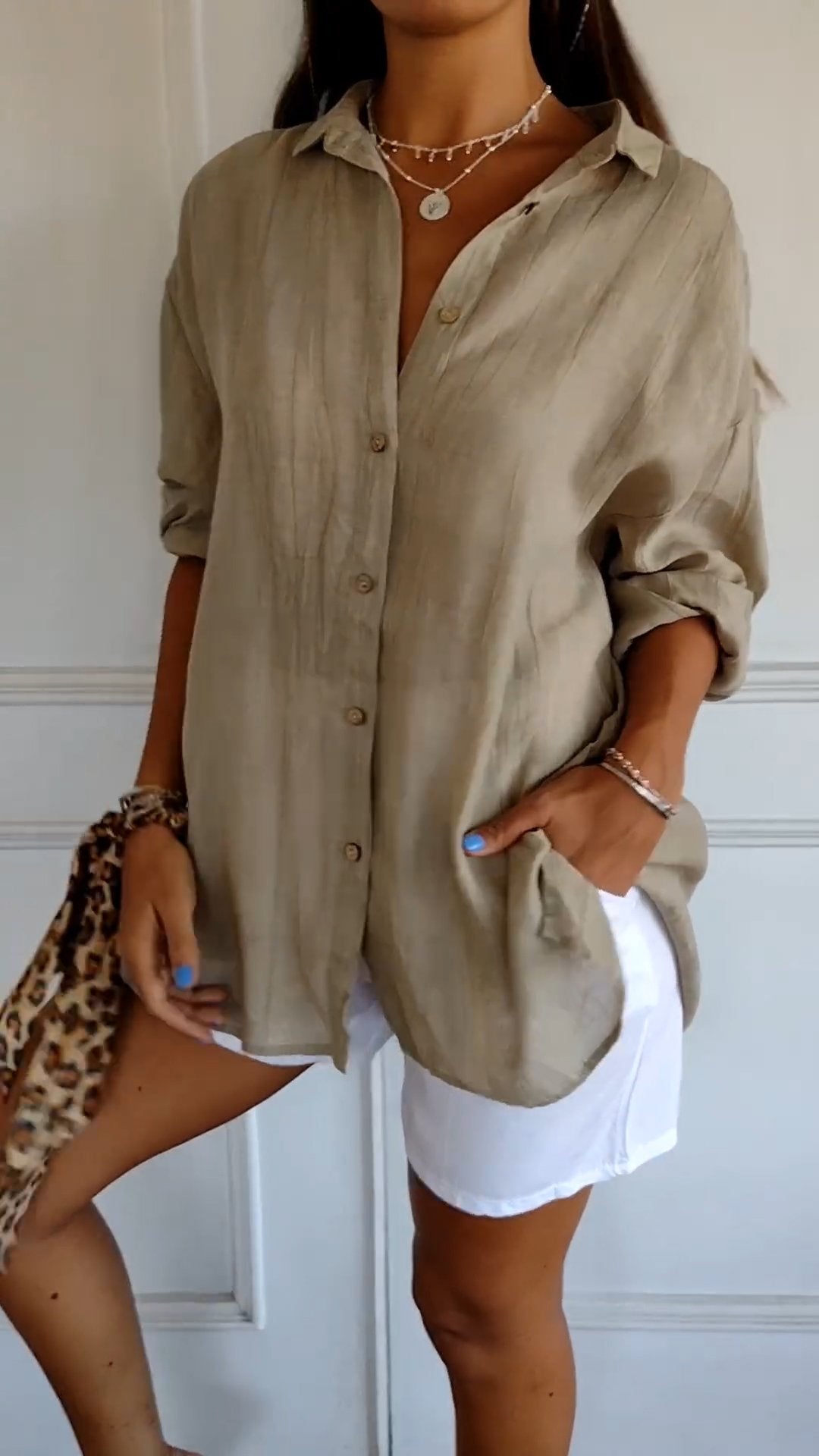Irma - Blouse pour dames avec patte de boutonnage et coupe décontractée