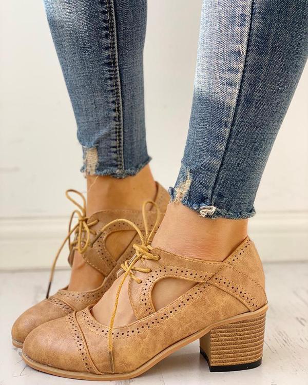 Clara - Escarpins pour femmes avec design vintage et talon bloc