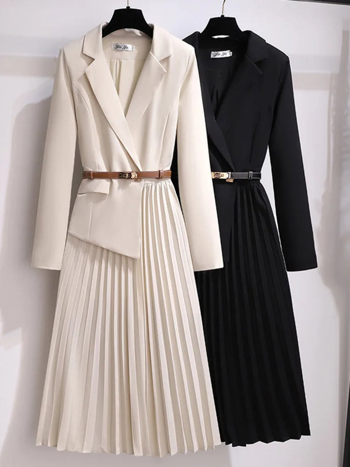 Larissa | Robe midi plissée pour femmes avec ceinture