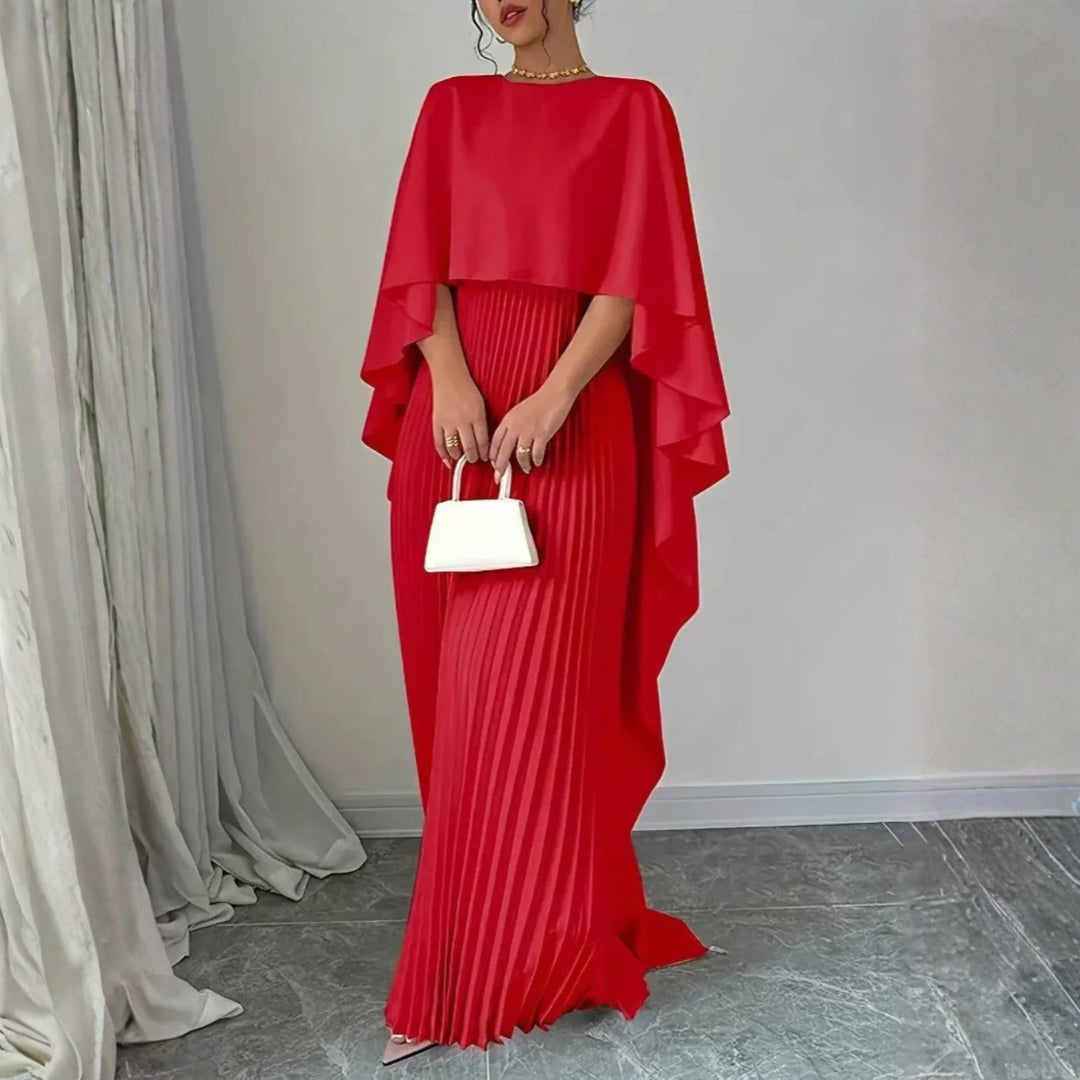 Lilou | Robe maxi plissée avec cape pour les fêtes