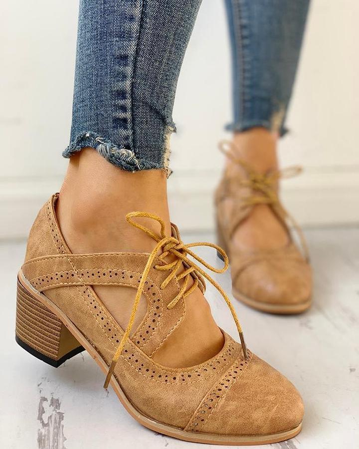 Clara - Escarpins pour femmes avec design vintage et talon bloc