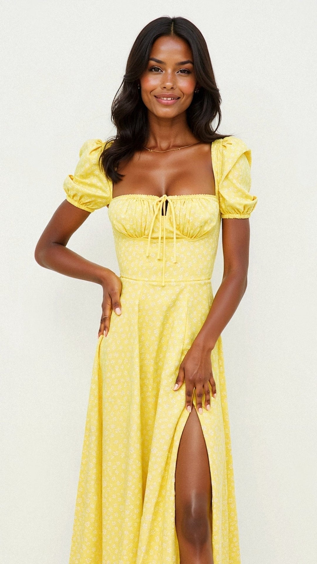 Robe midi Daniela avec décolleté carré