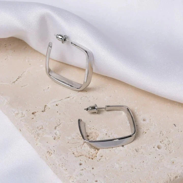Micara - Carrés Élégants - Boucles d'oreilles