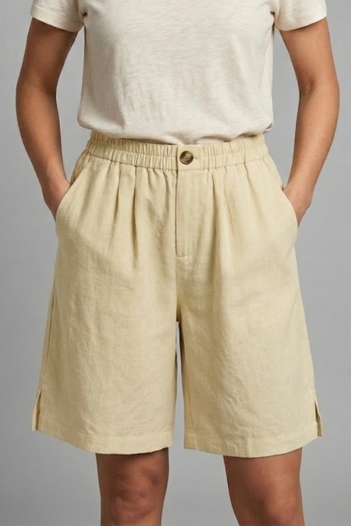 Rania | Shorts Bermuda pour femmes avec cordon de serrage
