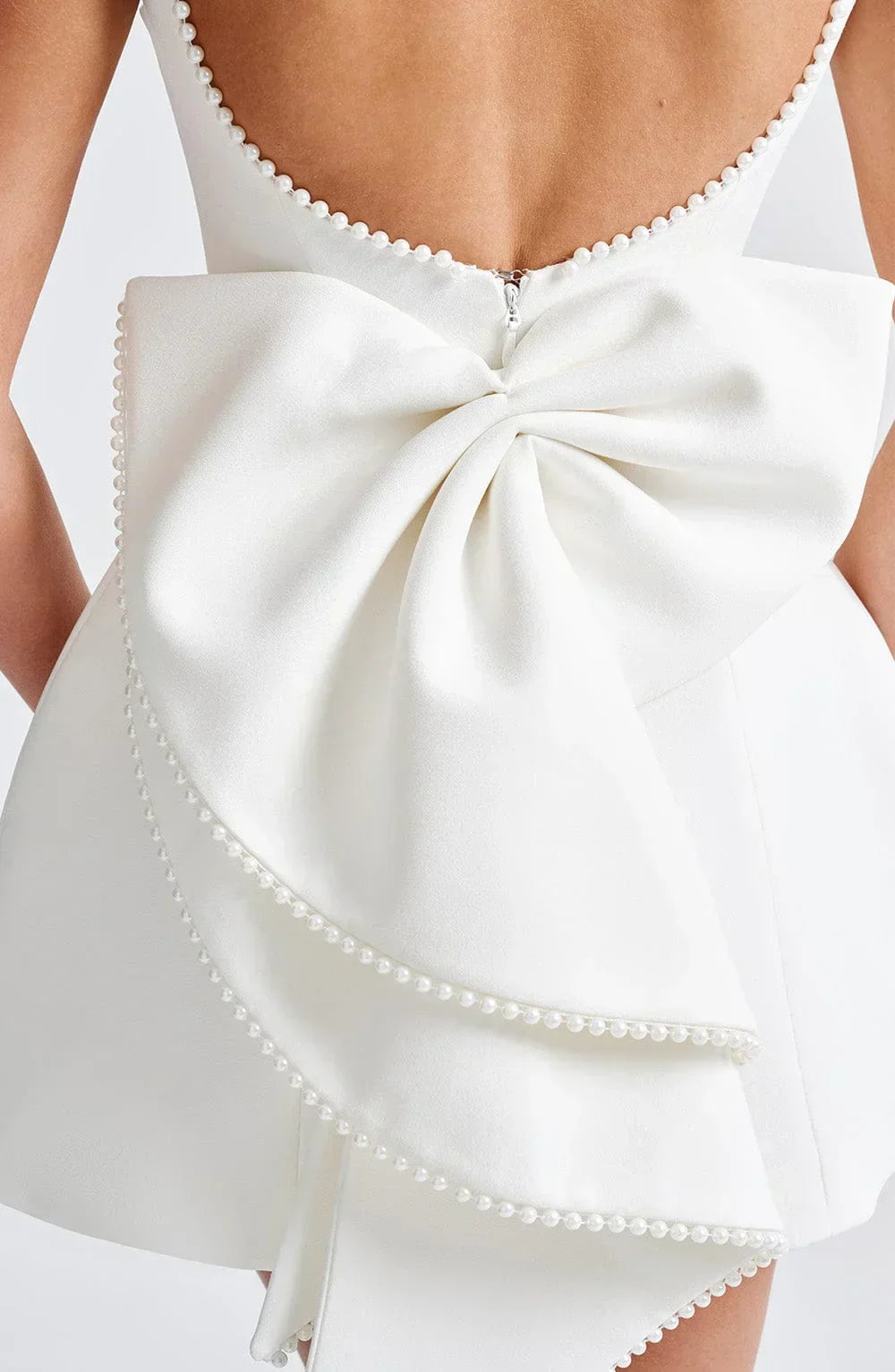 Sabrina | Robe Mini A-Ligne Sans Manches Rose pour Femmes avec Application de Perles – Mini Perles 2026