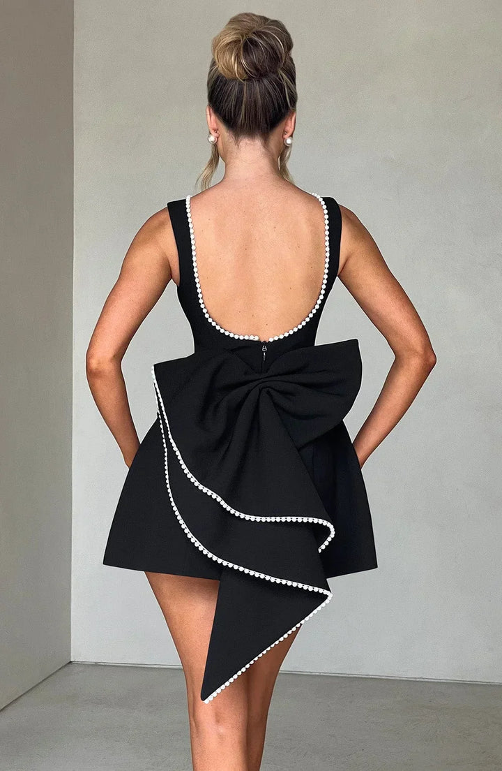 Sabrina | Robe Mini A-Ligne Sans Manches Rose pour Femmes avec Application de Perles – Mini Perles 2026