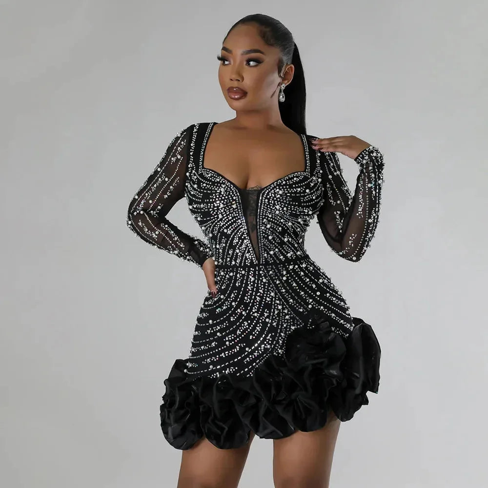 Xenia | Robe de soirée courte pour femmes décolleté en V profond à manches longues – Mini robe de soirée 2026