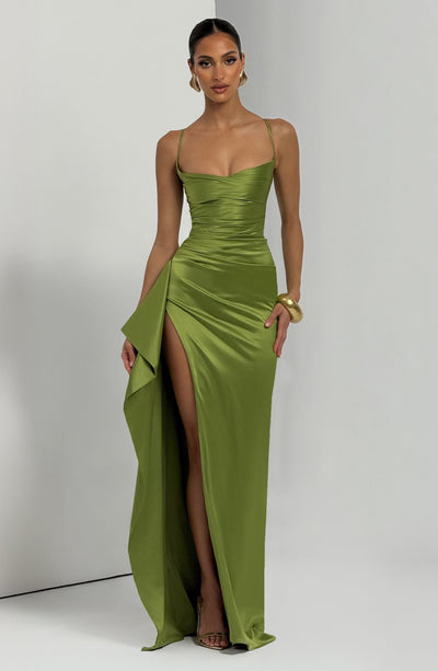 Sandra | Robe de soirée longue en satin pour femmes
