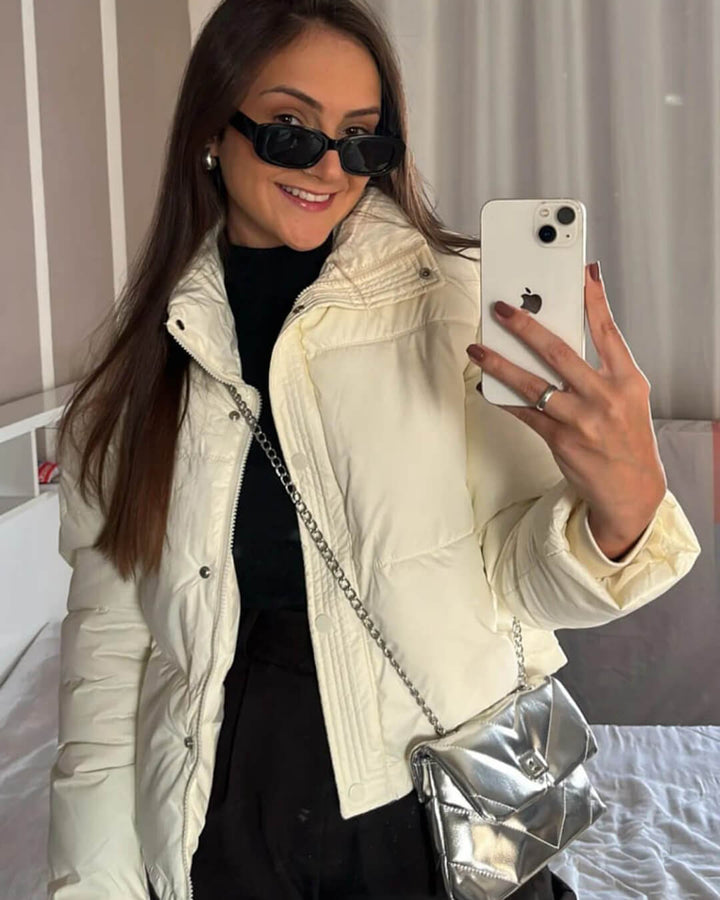 Elva | Veste matelassée courte pour femmes coupe ample avec col montant