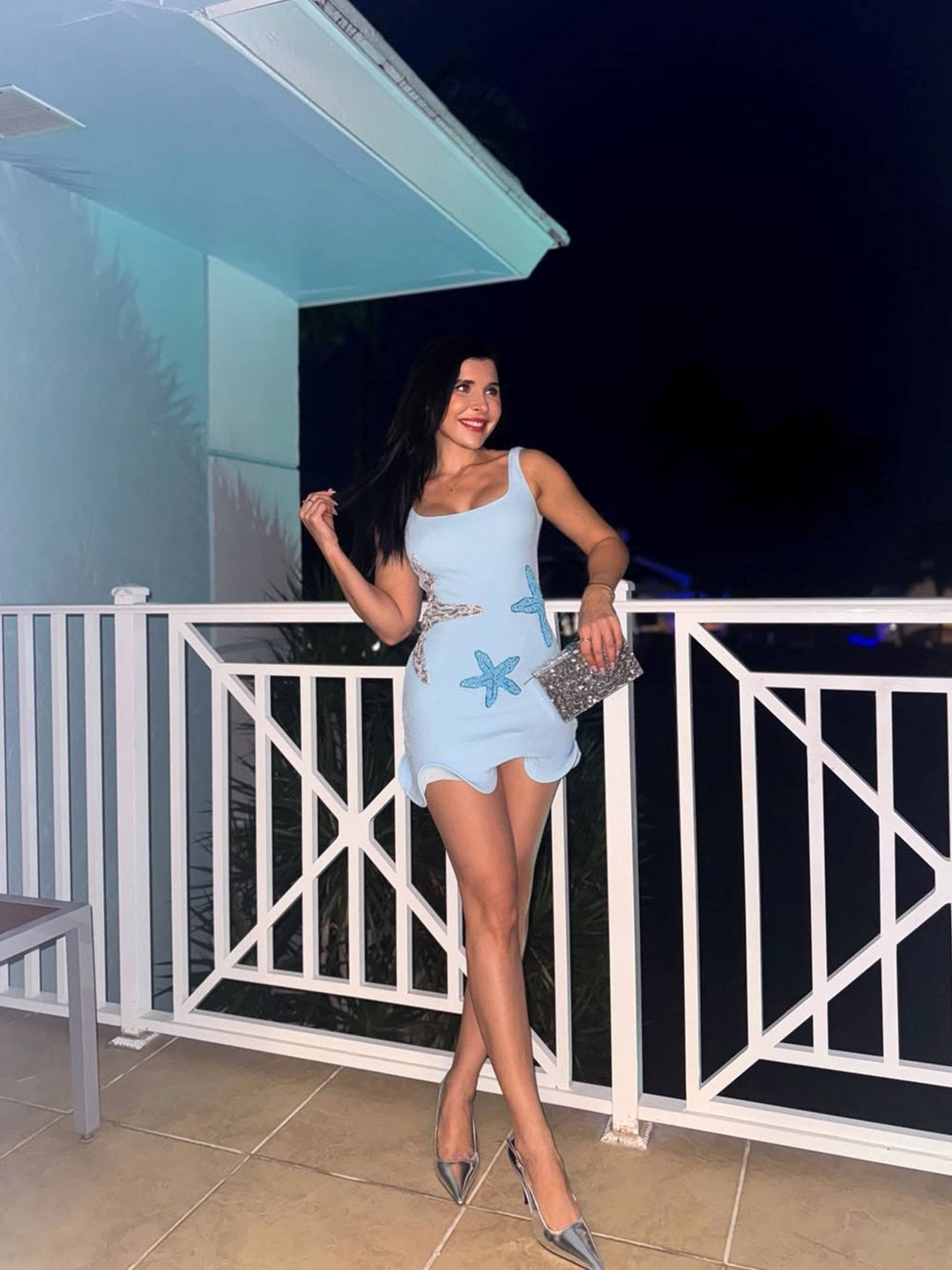 Astara | Robe mini avec broderie d'étoile de mer