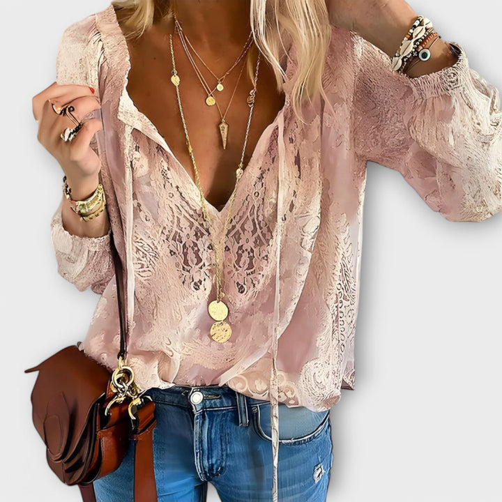 Serafina | Blouse en dentelle à manches longues et décolleté en V pour femmes