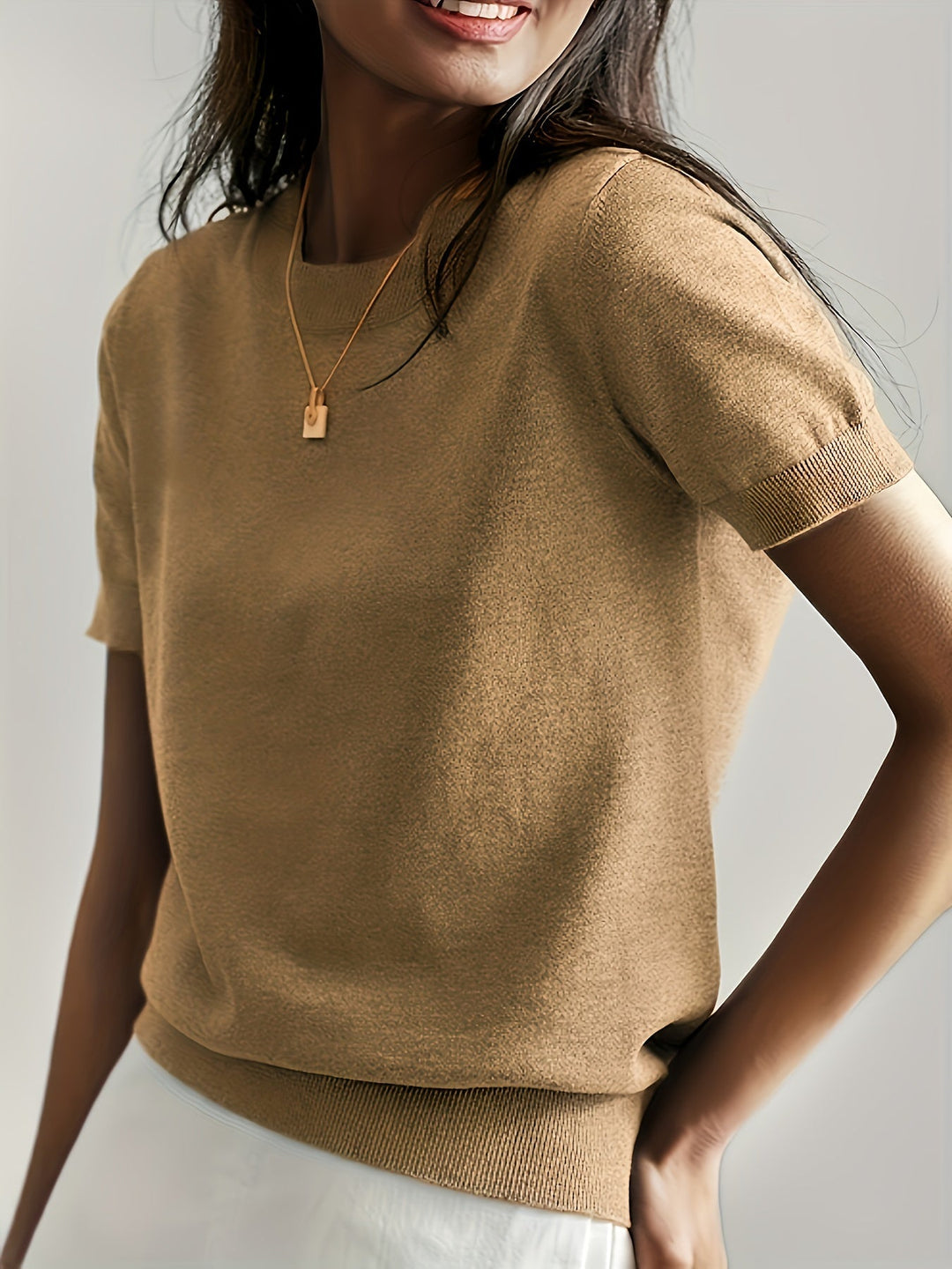 Sunniva | Pull en maille à manches courtes pour femmes