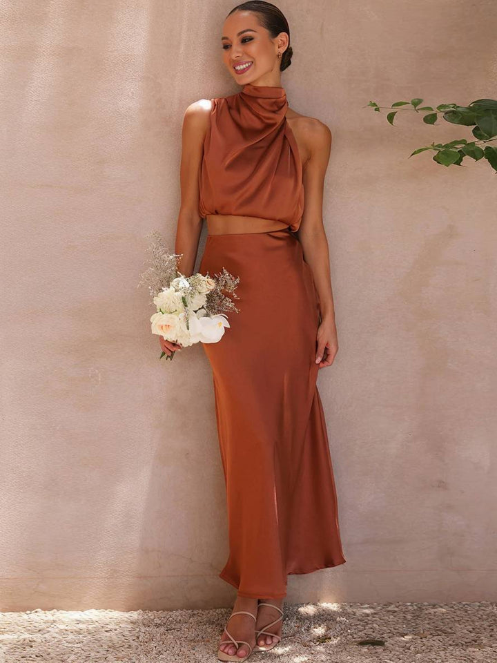 Tindra | Ensemble femme à encolure halter, crop top et jupe maxi