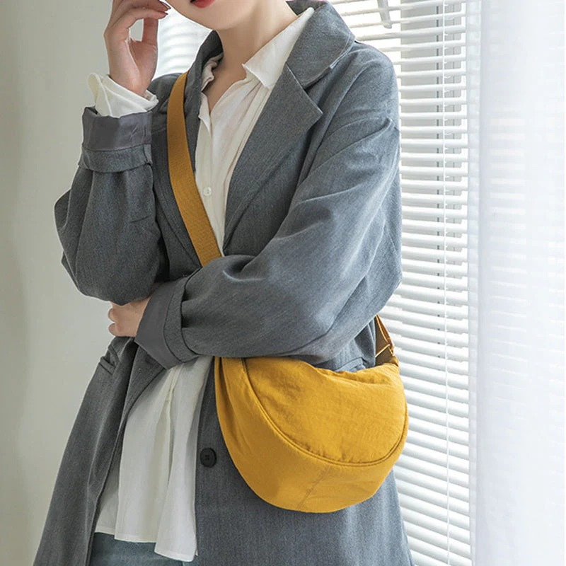 Sac à bandoulière en forme de croissant tendance pour femmes | Moderne