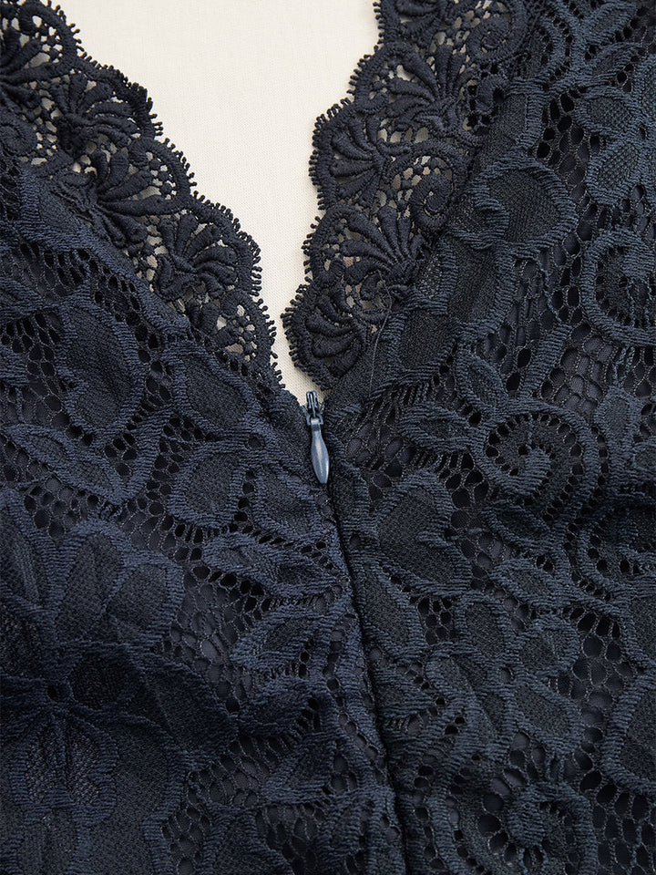 Valentina | Robe Midi Sans Manches en Dentelle pour Femmes