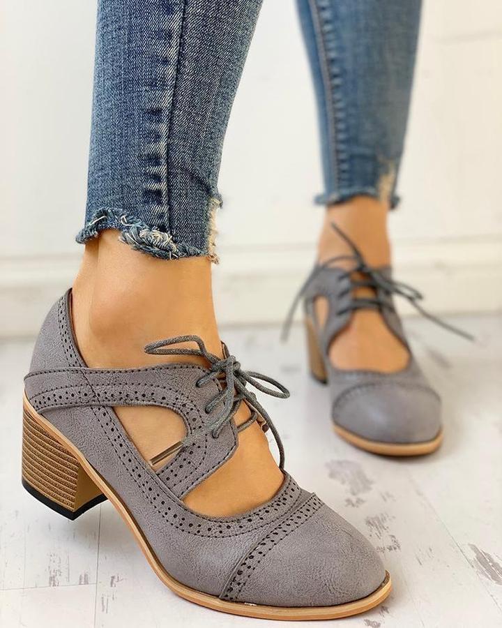 Clara - Escarpins pour femmes avec design vintage et talon bloc
